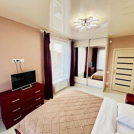 Шевченка,60 - Семицвіт Apartment ลวีฟ ภายนอก รูปภาพ
